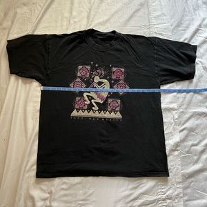 Taos New Mexico Gold Kokopelli 1996 tee Men’s L